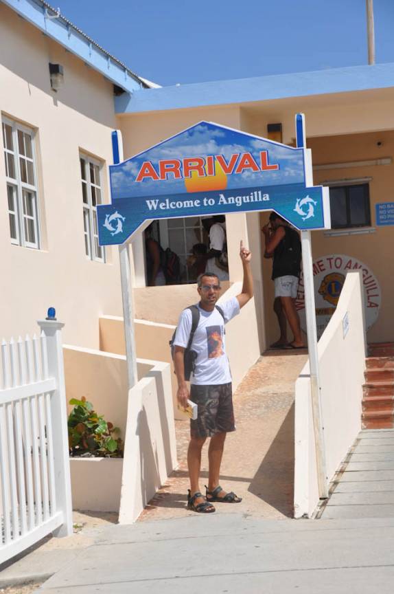 Chegada no terminal de ferries de Anguilla